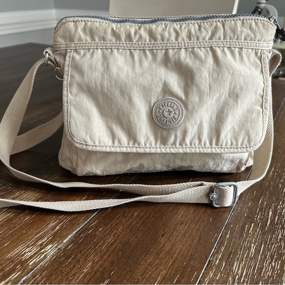Kipling Aisling cross body bag - Picture 4 of 13